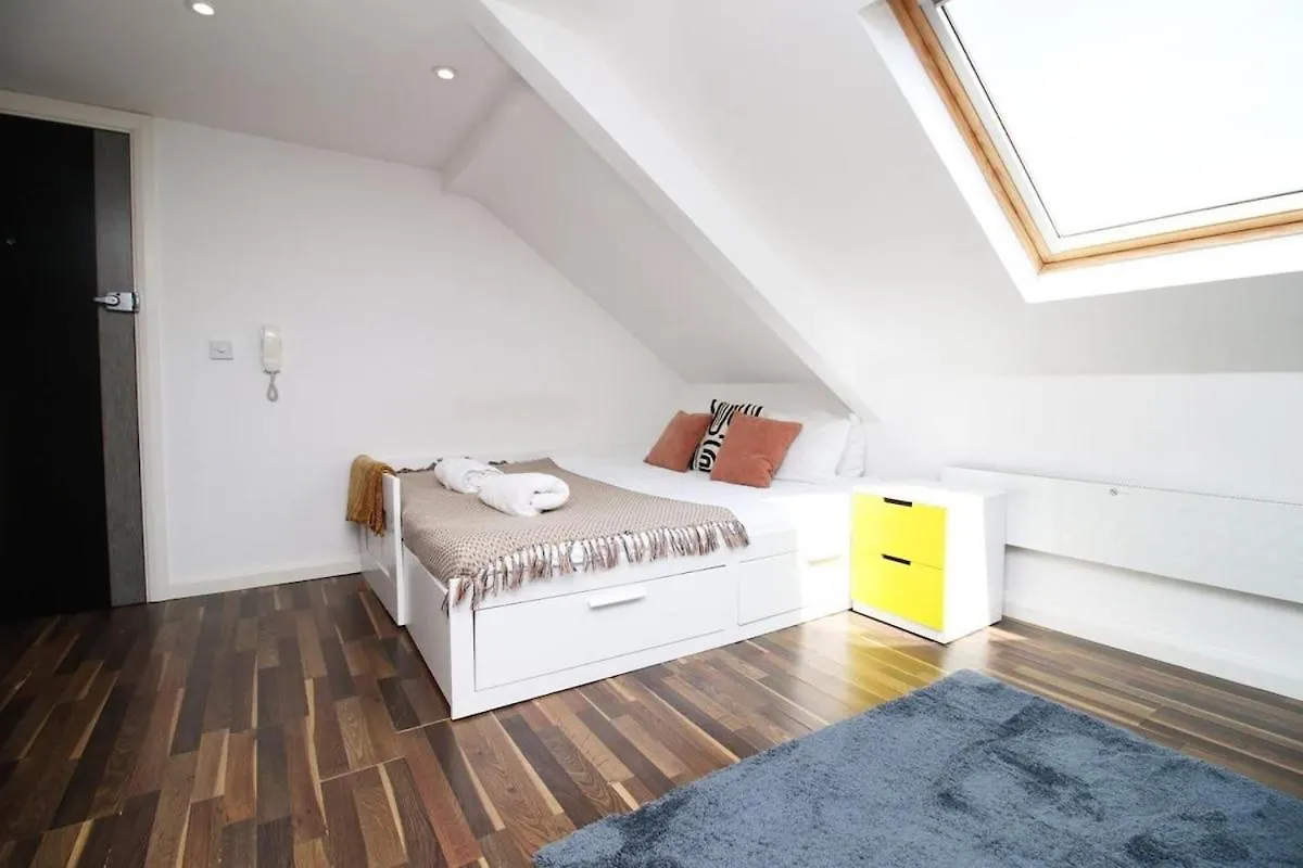 Chic & Trendy Studio Cardiff Apartament