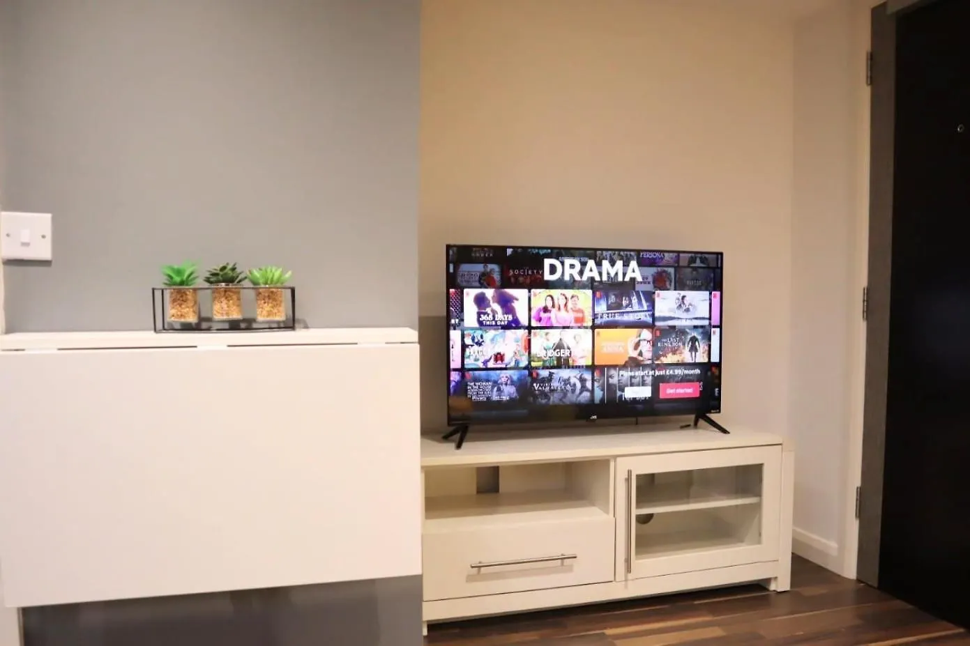 Chic & Trendy Studio Cardiff Apartament